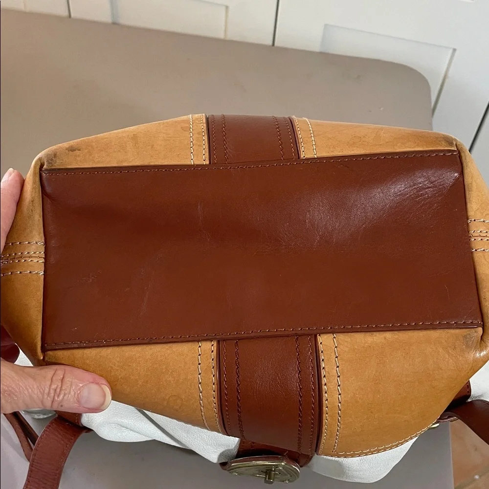 Brooks Brothers  Leather Tote Bag in White and Brown